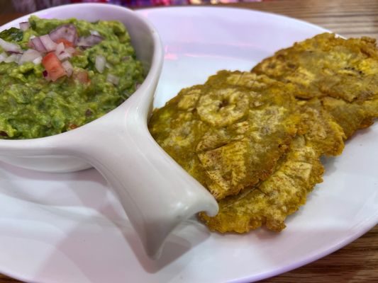 Tostadas with guacamole