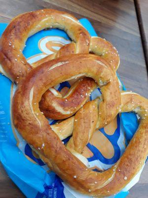 Butter pretzels