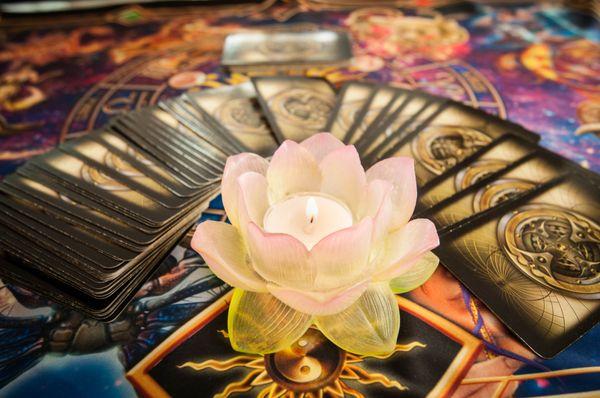 Learning the Tarot does not need to be repetitious and boring. My Tarot classes are available online, in group workshops or one-on-one.