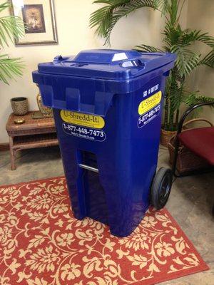 We supply many assortments of lockable containers to fit your shredding needs.