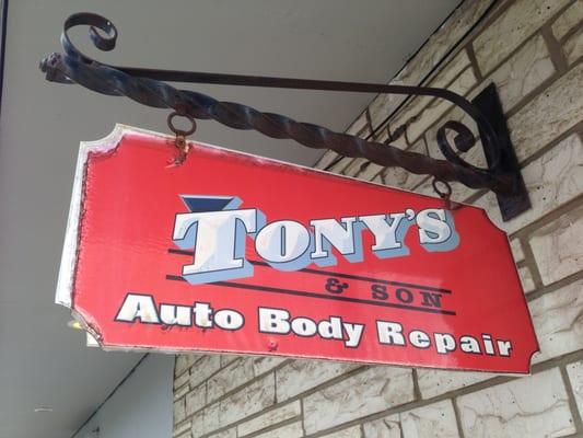 Tony's Auto Body