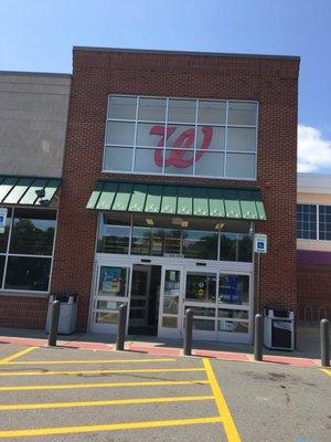 Walgreens -- 1035 Truman Parkway, Hyde Park       Storefront