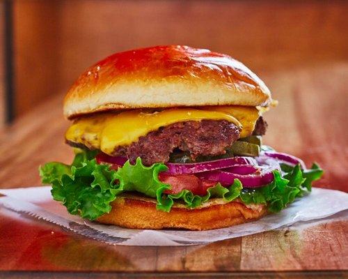 Amazingly delicious cheeseburger