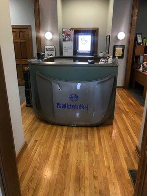 The inside reception area of Kentucky Farm Bureau Insurance - Jeffersontown.