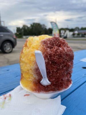 Lealani’s Hawaiian shave Ice