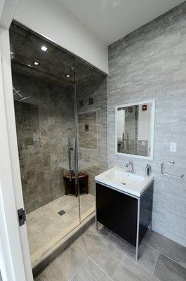 Corner Office Suite Shower