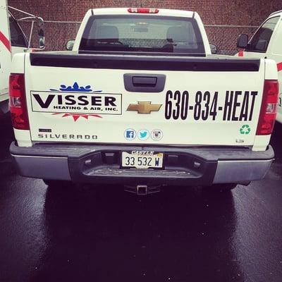 The new decals are lookin' pretty snazzy on the back of the pick-up truck!!