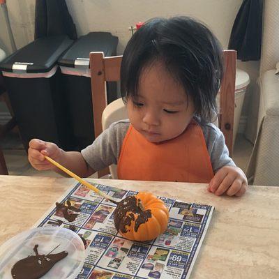 They really give engaging activities for all the kids. My boy loves painting pumpkins here!