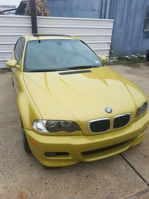 This beautiful e46 M3 needed Glacier Glass to replace the windshield and seals with precision! Check out our Facebook page!