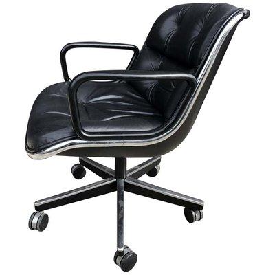 Pollock Task chair by Knoll