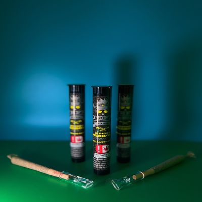 Experience convenience and quality with Jeefe Pre-Rolls, expertly crafted for your enjoyment at Traphouse Dispensary.  #PreRolls