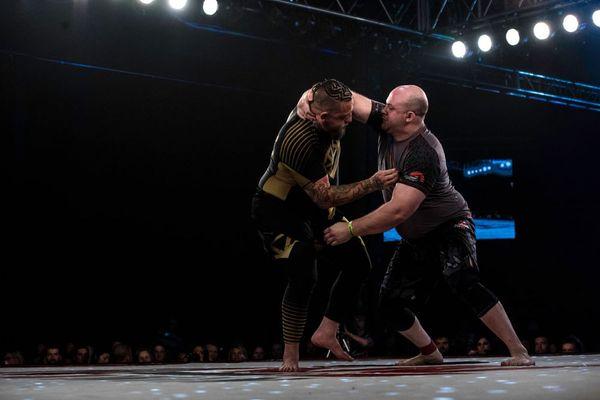 Head Coach Brian Sheehan compete regularly in professional No Gi Brazilian Jiu-Jitsu.