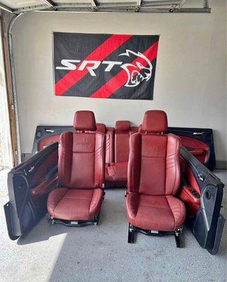 Dodge charger Srt seats