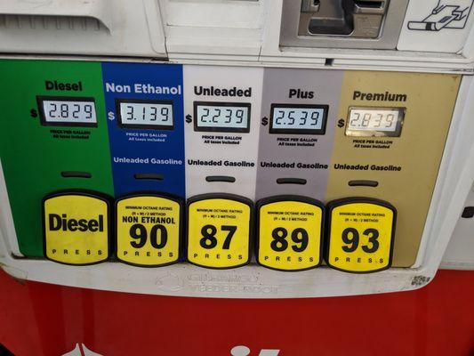 Love it that you can pay-at-the-pump for the non-ethanol gas we use in our boat and that it's much cheaper than competitors