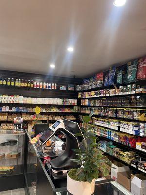 Register/wall of products