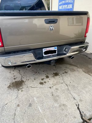 Dual exhaust flowmaster