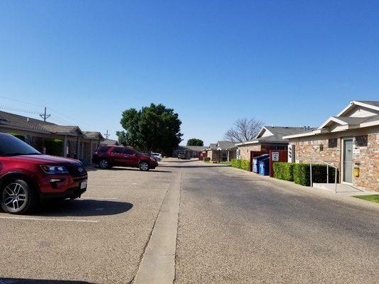 2/2's on outside and 1/'s on the inside of driveway.