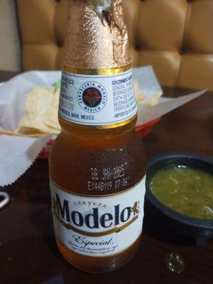 Enjoyed a Modelo and wrote this review.