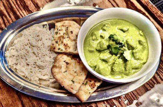 Spinach chicken curry