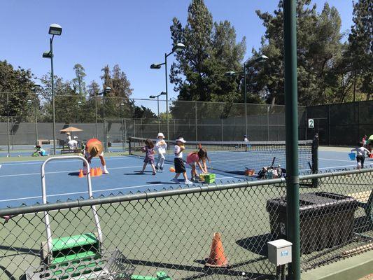 3-8years Kids Tennis lesson.