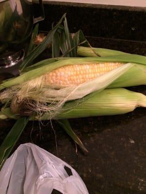 Sweet corn. 3/1.00