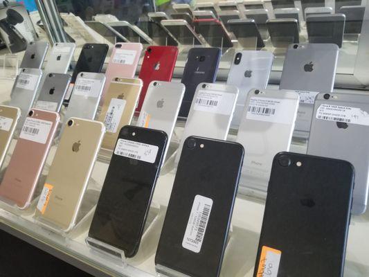 Iphones and Samsung - Factory Ulocked for Sale!