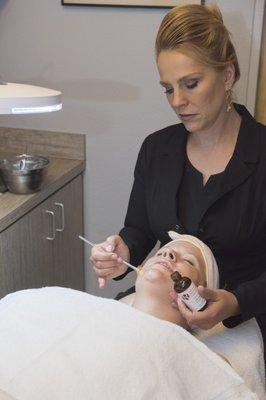 Light facial peels are an integral part of pre-rejuvenation and graceful aging.