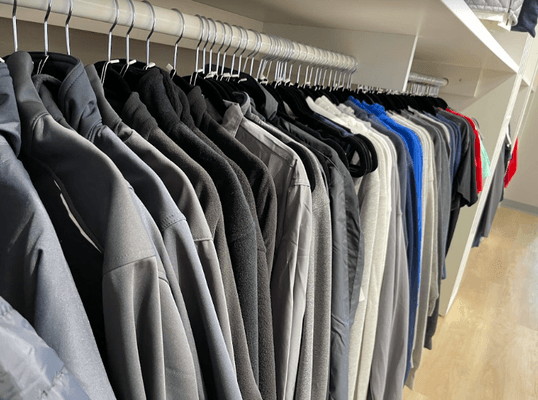 200+ product samples in-store to help find the perfect fit