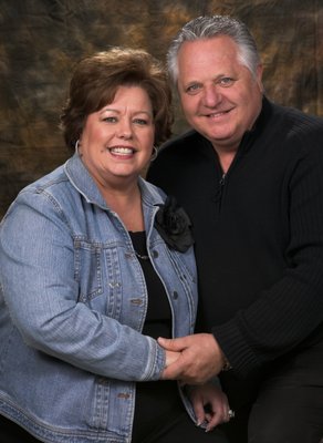 Amos & Sue Dodge, Founding Pastors