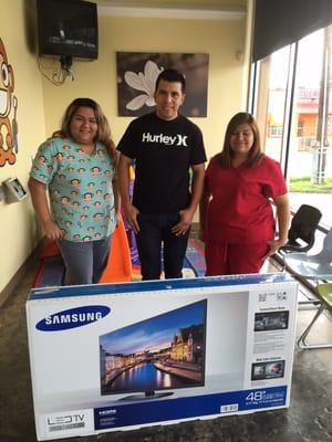 We hope you enjoy your new TV Josue! (May 2015)