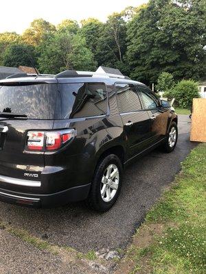 GMC Acadia Gold Package Detail (After)