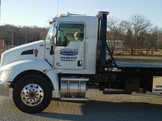 Trucking Solutions Tow Service