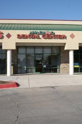 Applewood Dental Center