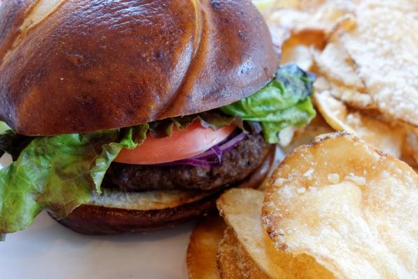 Cafe burger with truffle chips