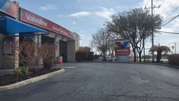 Valvoline on Culebra Rd.