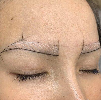 Marca práctica microblading técnica lineal