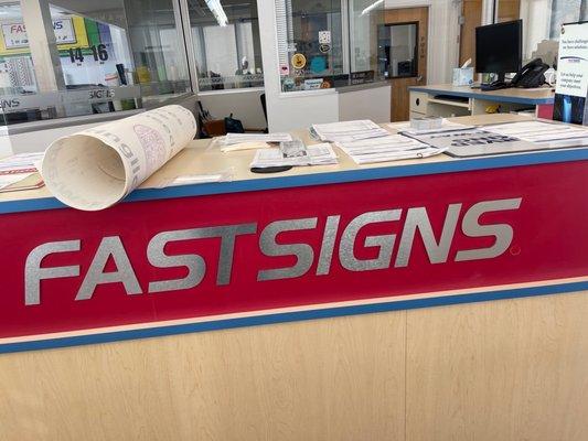 Fastsigns