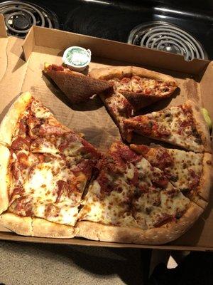 Opened my delivery and this is what I see! Apparently my pizza had been literally tossed around and ran over. Smh. Horrible delivery.