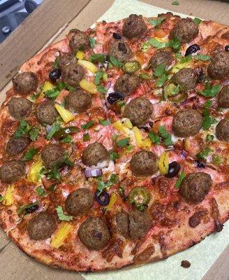 Beef& chicken kabab balls pizza