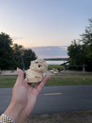 The Social Ice Cream Parlor