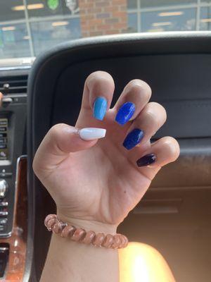 my nails!!