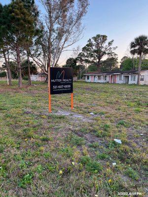 Commercial Listing in Mims