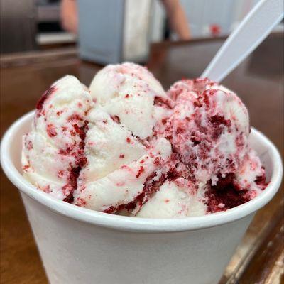 Red velvet ice cream