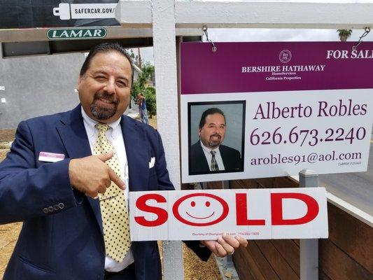 The Best Agent in Covina Albert-Robles-Realtor.HomesteadCloud.com