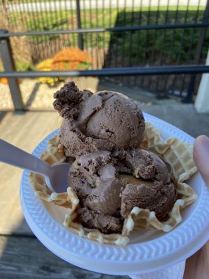 Chocolate Peanut Butter Fudge and Chocolate Espresso in a waffle bowl