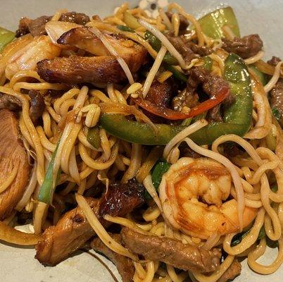 House Chowmein