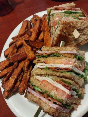 Clubhouse w/sweet potato fries