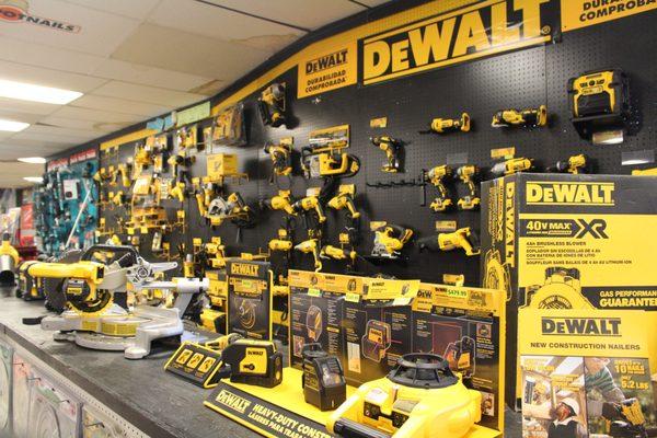 Dewalt Wall