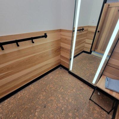 Wheelchair accessible changing rooms