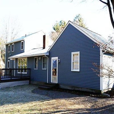 Mastic Carvedwood Vinyl Siding in "English Wedgewood" & PVC trim